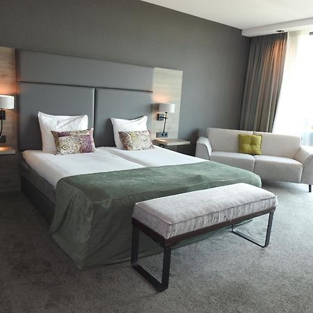 Van Der Valk Hotel Leeuwarden Kültér fotó