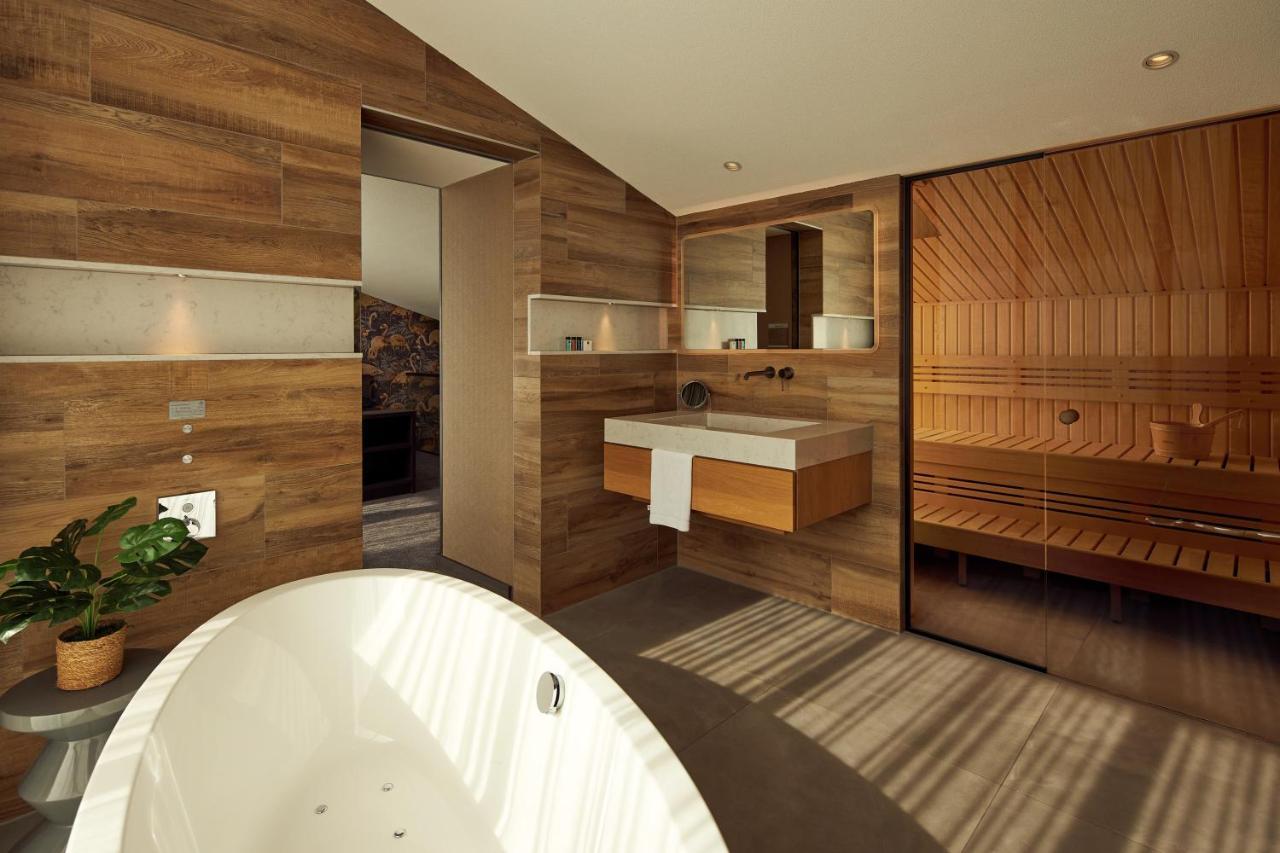 Van Der Valk Hotel Leeuwarden Kültér fotó
