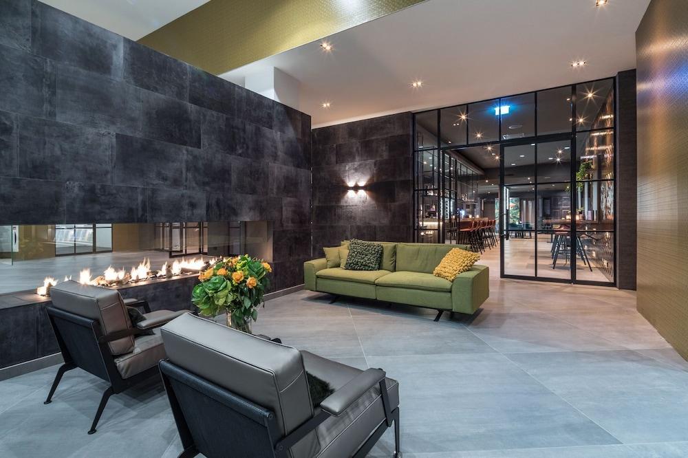 Van Der Valk Hotel Leeuwarden Kültér fotó