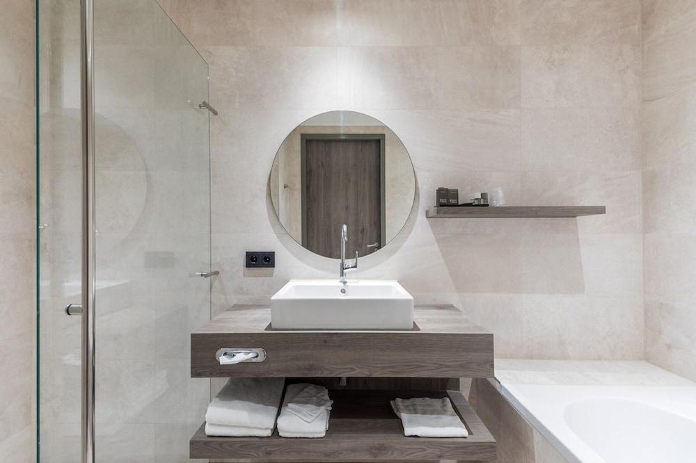 Van Der Valk Hotel Leeuwarden Kültér fotó
