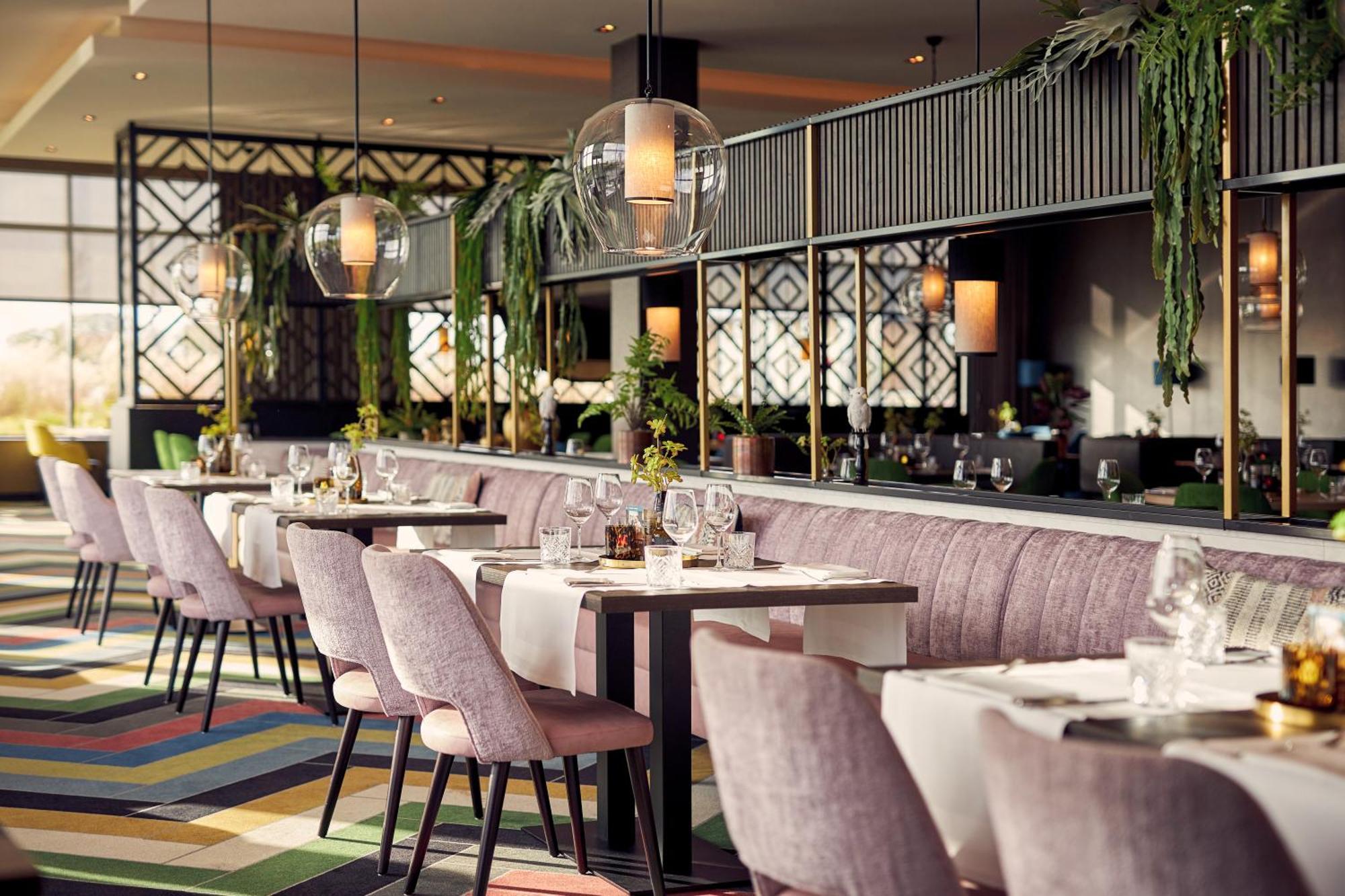 Van Der Valk Hotel Leeuwarden Kültér fotó